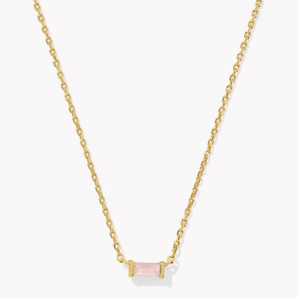 Kendra Scott Jewelry - Kendra Scott Juliette Gold Pendant Necklace in Rose Quartz.
